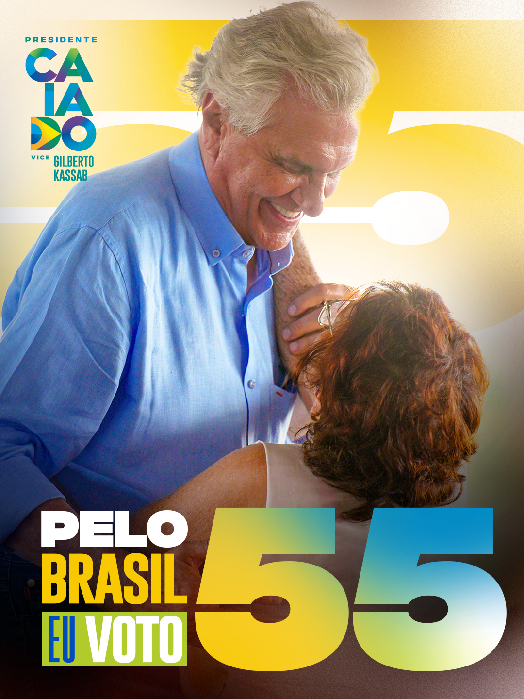 Pelo Brasil eu voto 55 — Caiado com apoiadora